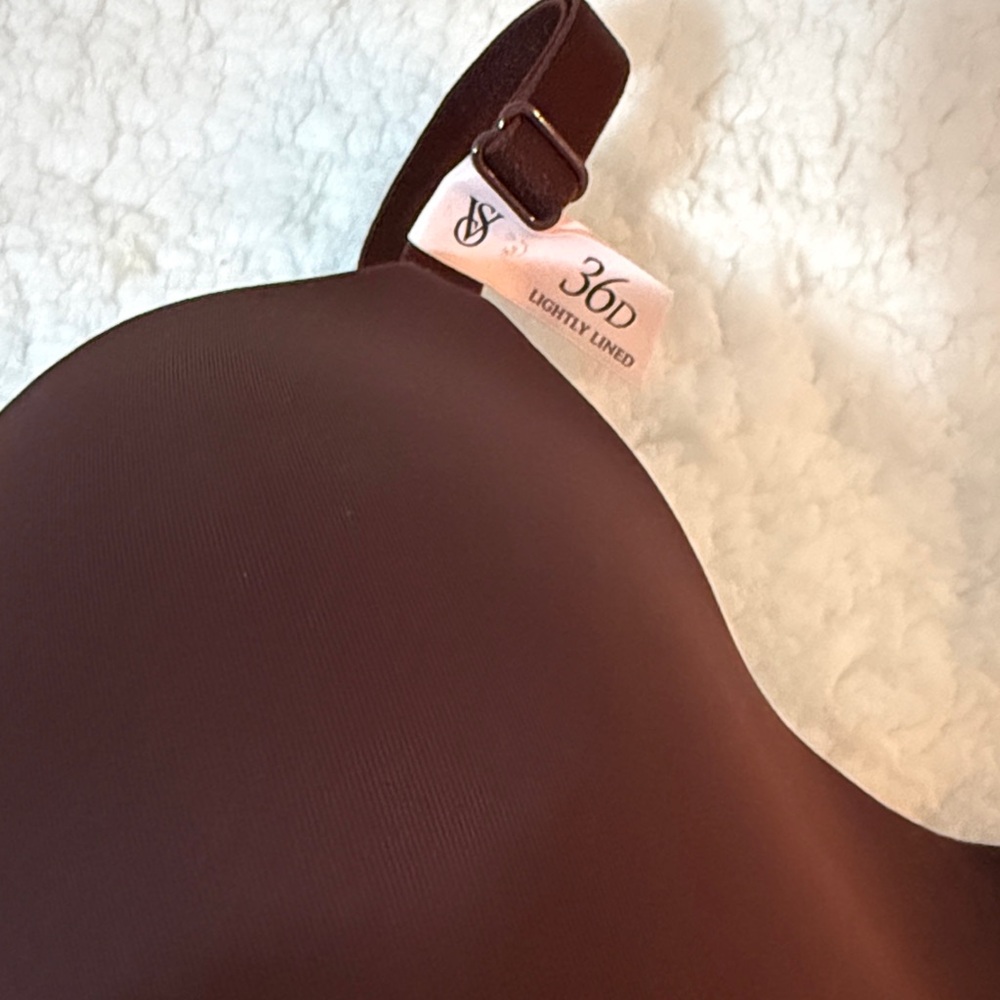 Victoria's Secret Smooth T-Shirt Bra in Deep Burgundy - Picture 4 of 4